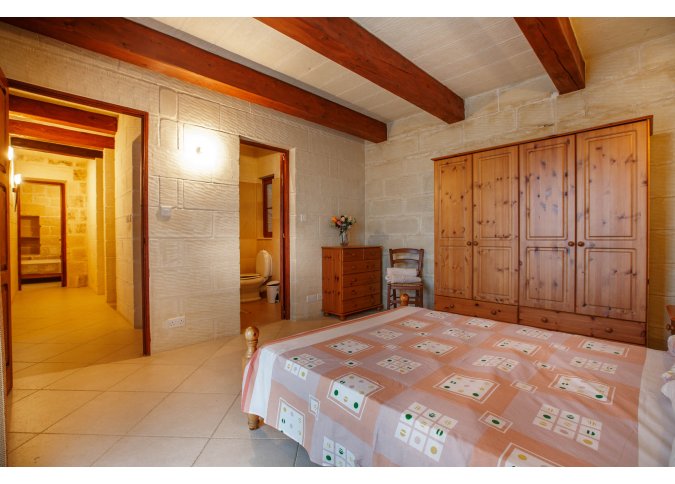 Pala5 - 5 Bedroom Villa in Gozo Gharb - 3 Bathrooms - Fully Air-Condition - Private Outdoor Pool - Sleep up 14 persons malta, Holiday Rentals Malta & Gozo malta
